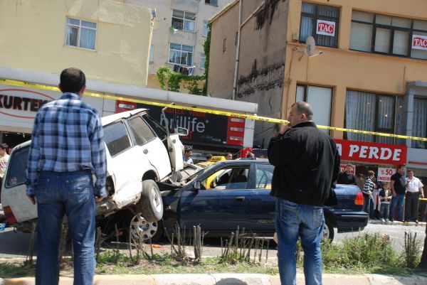 Veliefendi'de inanılmaz kaza