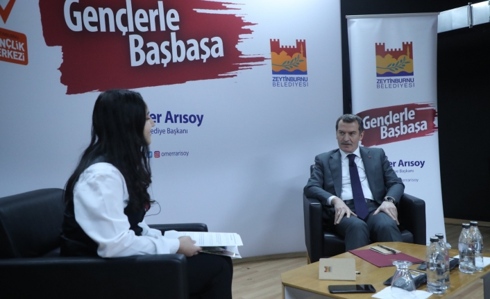 Ömer Arısoy Liseli Gençlerle Buluştu