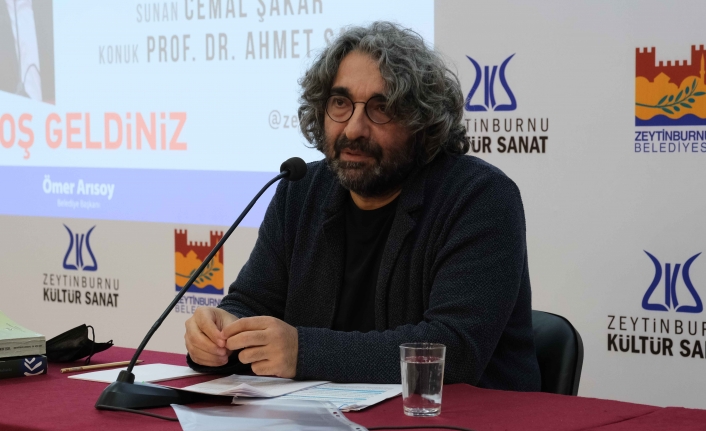 Zeytinburnu kültür sanat, “edebiyat ne söyler?” Söyleşi programında prof. Dr. Ahmet sarı'yı ağırladı