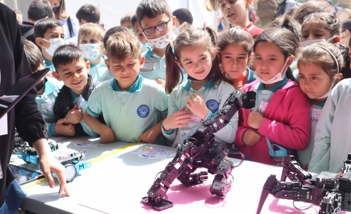 Antalya BİLİMFEST’e Bilim Zeytinburnu Çıkarması