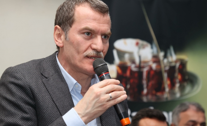 ‘Başkanla Akşam Çayı’nda Konuşan Arısoy: “Zeytinburnu’nun Yapı Stoğunu Yenilemek İçin Hep Birlikte Çalışmalıyız”
