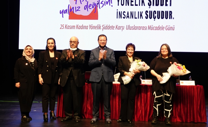Zeytinburnu AKDEM’den Kadına Yönelik Şiddet Paneli