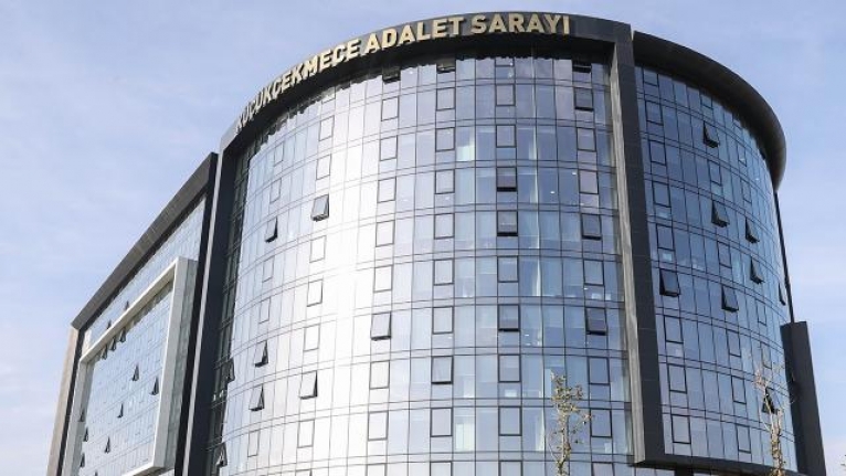 Hakim Dava Günü Duruşmaya Gelmedi Duruşma 8 Ay Ertelendi