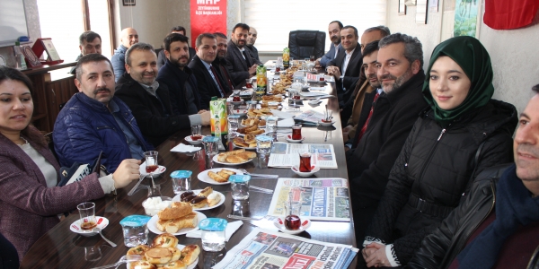 Ak Parti’den 39 MHP İlçe başkanlığına eş zamanlı ziyaret 