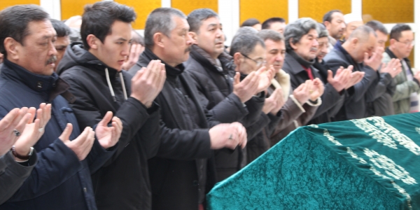 Alimbek Altay Hakka Yürüdü 