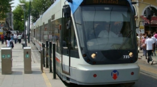 Bağcılar-Kabataş Tramvay Hattında Yenileme Çalışması