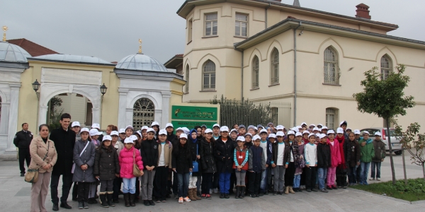 Bilgi Evi Üyeleri Hoşgörünün Simgesi Mevlana’yı Ziyaret Etti