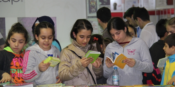 Bilgi Evleri Üyeleri Yeşilköy CNR Kitap Fuarı Gezisinde