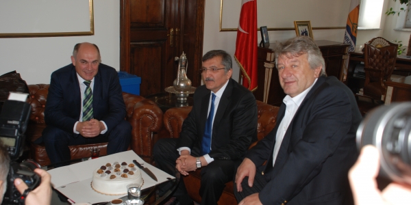 Bulgaristan Svilengrand  Belediye başkanı Murat Aydın'ı ziyaret etti 