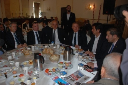 CHP'li Hasan Ali Hayırlıoğlu örgüte kahvaltı verdi 