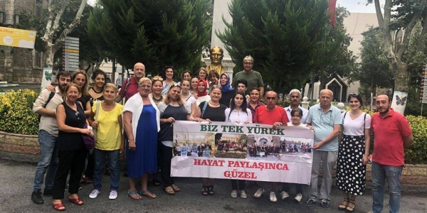 Darülaceze Sakinleri ,Bayram Sevincini “Biz Tek Yürek“ İle Yaşadı!...