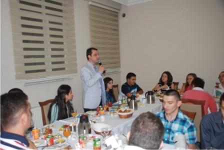 Engin Şen’den  BBSK engelli  şampiyonlarına iftar 
