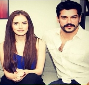 Fahriye Evcen ile Burak Özçivit Hakkında Bomba İddia