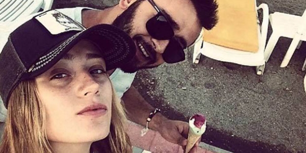 Gizem Karaca Set Yorgunluğunu Marmaris'te Attı