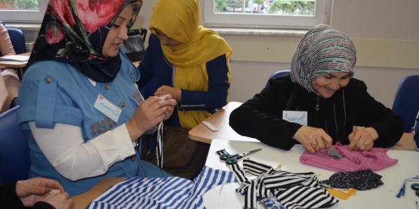 Göçmen Kadınların Ürünleri 'Kar Serçesi'yle Markalaştı
