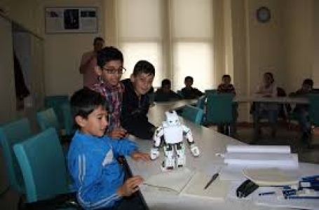 Hayal Dünyasındaki Robotlar Gerçeğe Dönüşüyor