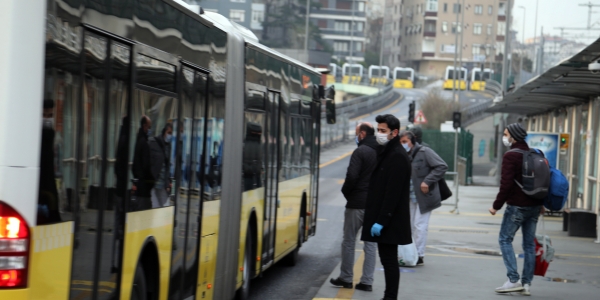 İETT Hastanelere Araç Tahsis Etti, 4.767 Sefer Düzenlendi