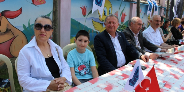 İhsan Mermerci Lisesi Mezunları Börek gününde bir araya geldi