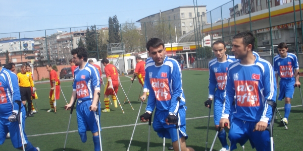 İstanbul Özürlülerspor (İSÖS) -Kayseri Engelini de Aştı 2-1