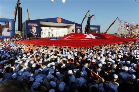 Kazlıçeşme meydanı modern bir miting alanı olmalı  