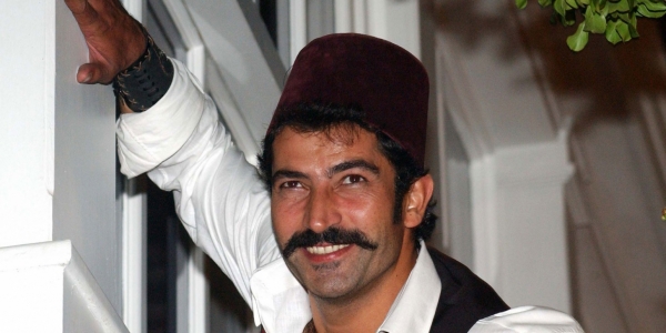 Kenan İmirzalıoğlu'ndan şok karar