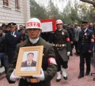 Konya şehidini uğurladı