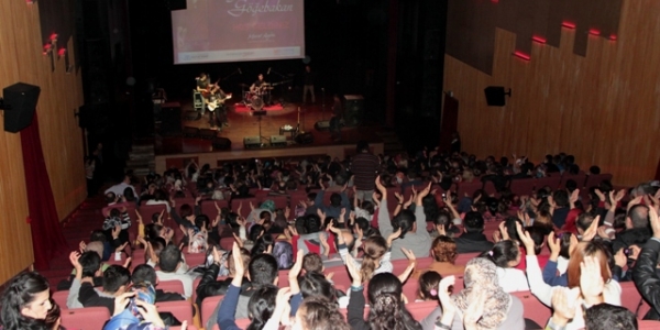 Murat Göğebakan’la yer yerinden oynadı 