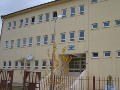Okulda 'türban baskısı' iddiası