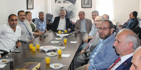 Saadet Partisi CHP ile Bayramlaştı 
