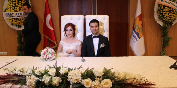 Sinem ve Emrah Mutluluğa Evet Dedi