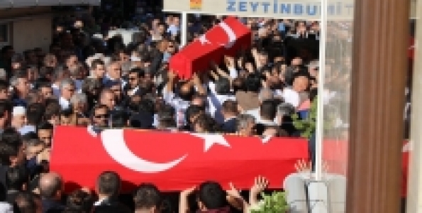 Terör'ün Sivil Kurbanları Zeytinburnu' nda  Son Yolculuğuna Uğurlandı
