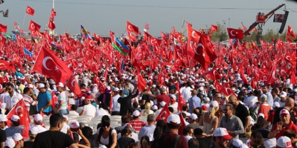 Yenikapı’da 5 Milyon Vatansever Saatlerce Reisi Bekledi