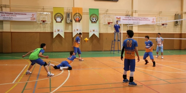 Zeytinburnu Liseler Arası Spor Turnuvaları Başladı