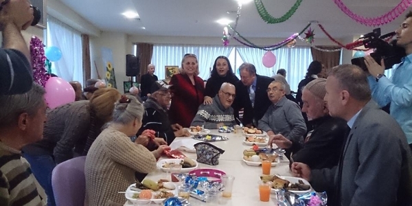 Zeytinburnu Semiha Şakir Huzur Evi Yeni Yıla girdi