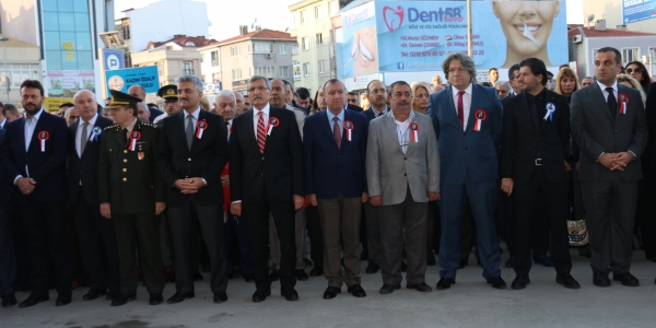 Zeytinburnu’n da 10 Kasım Atatürk'ü Anma Töreni Düzenlendi