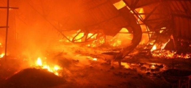 Zeytinburnu’nda işyeri yangını