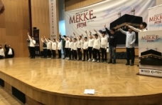 Anadolu Gençlik Derneği Mekkenin 1391.Fetih Yılını Dönümünü Kutladı