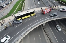 Yenikapı'da İETT Otobüsü Kaza Yaptı