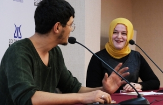 Zks’de Gerçekleşen “Bize Şairden Bahset”...