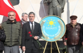 İyi Parti Zeytinburnu İlçe Başkanlığı Atatürk'e...