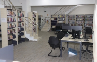 Zeytinburnu’nda 23.30’a Kadar Açık Bir Kütüphane...