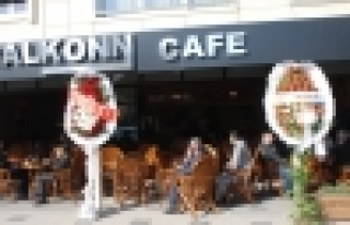 Balkonn Cafe'nin müdavimleri artıyor  