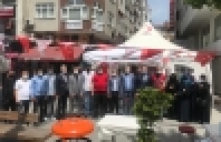 Yeniden Refah Partisinden Kızılay'a Kan Bağışı