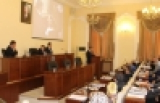 Zeytinburnu Belediye Meclisi 2014 bütçesini onayladı