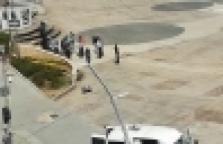 Zeytinburnu Meydan' ında bomba paniği!