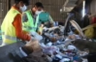 Zeytinburnu’nda 16 Bin 757 Adet Ekmek Çöpten Kurtarıldı
