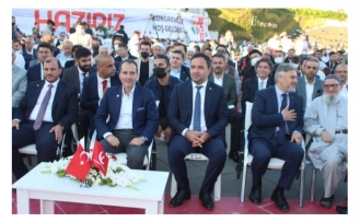 Yeniden Refah Partisi Artık Salonlara Sığmıyor, 2.Olağan Kongresini Meydan'da Yaptı