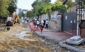 Okulların açıldığı hafta okul önünde yol çalışması olur mu ?