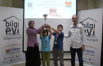 ‘Zeytinburnu Bilgi Evleri Yaz Etkinlikleri’nde Mangala Turnuvası Heyecanı