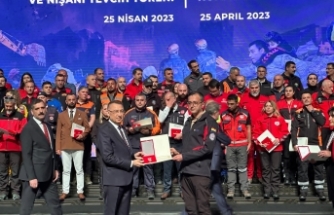 Deprem Felaketinin İsimsiz Kahramanlarına ‘Üstün Fedakârlık Madalyası’